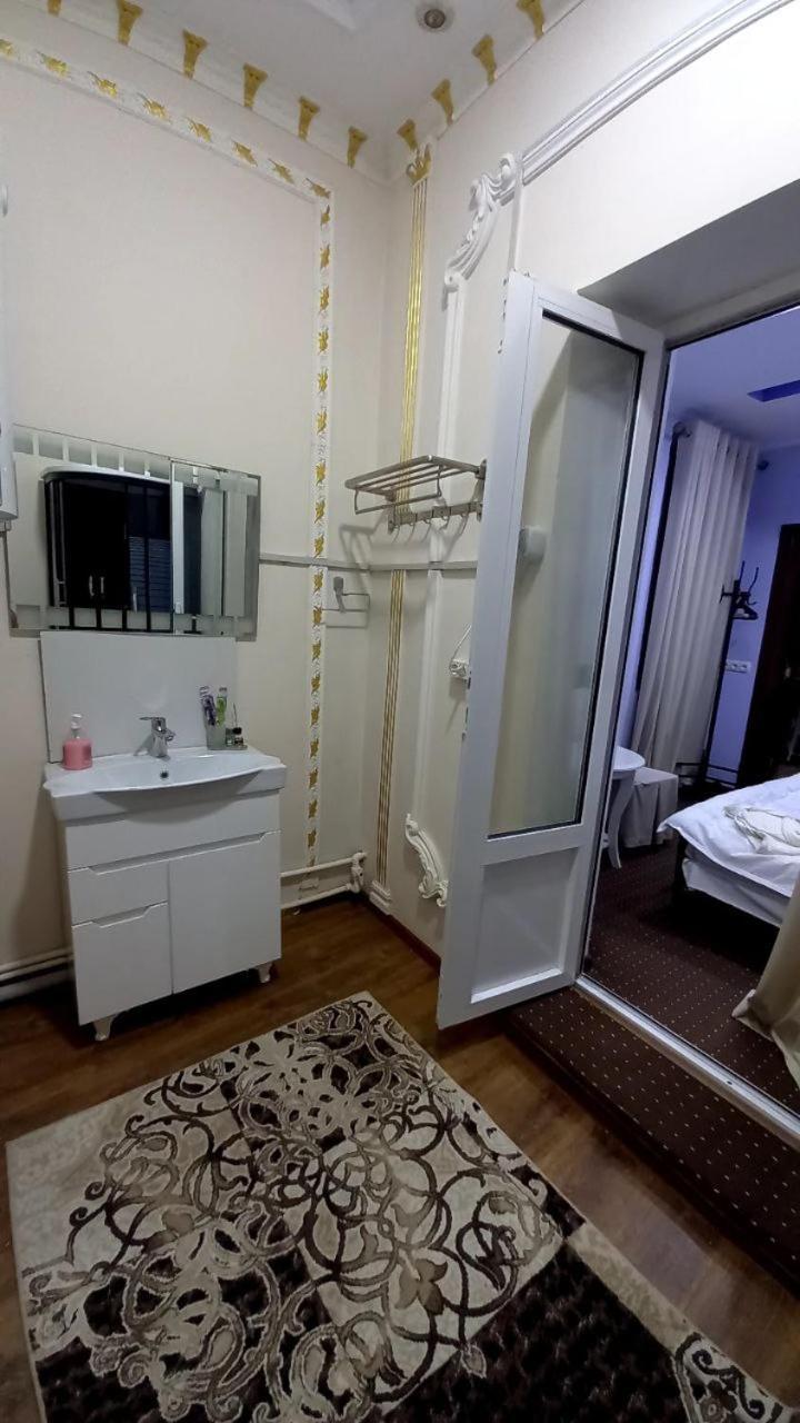 Uyut Inn Hotel Самарканд Екстер'єр фото